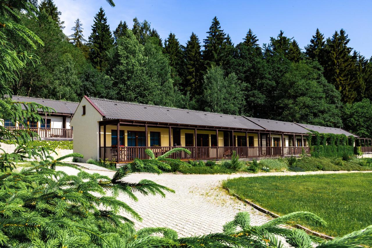 Resort Lesni Lazne Zvánovice Exterior foto